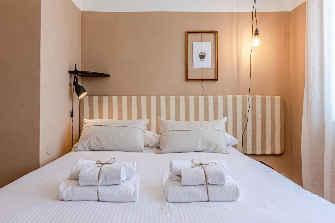 Frank'S And Art Love Apartments Livorno Luaran gambar
