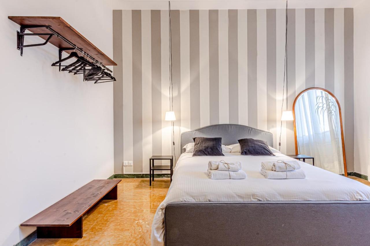 Frank'S And Art Love Apartments Livorno Luaran gambar