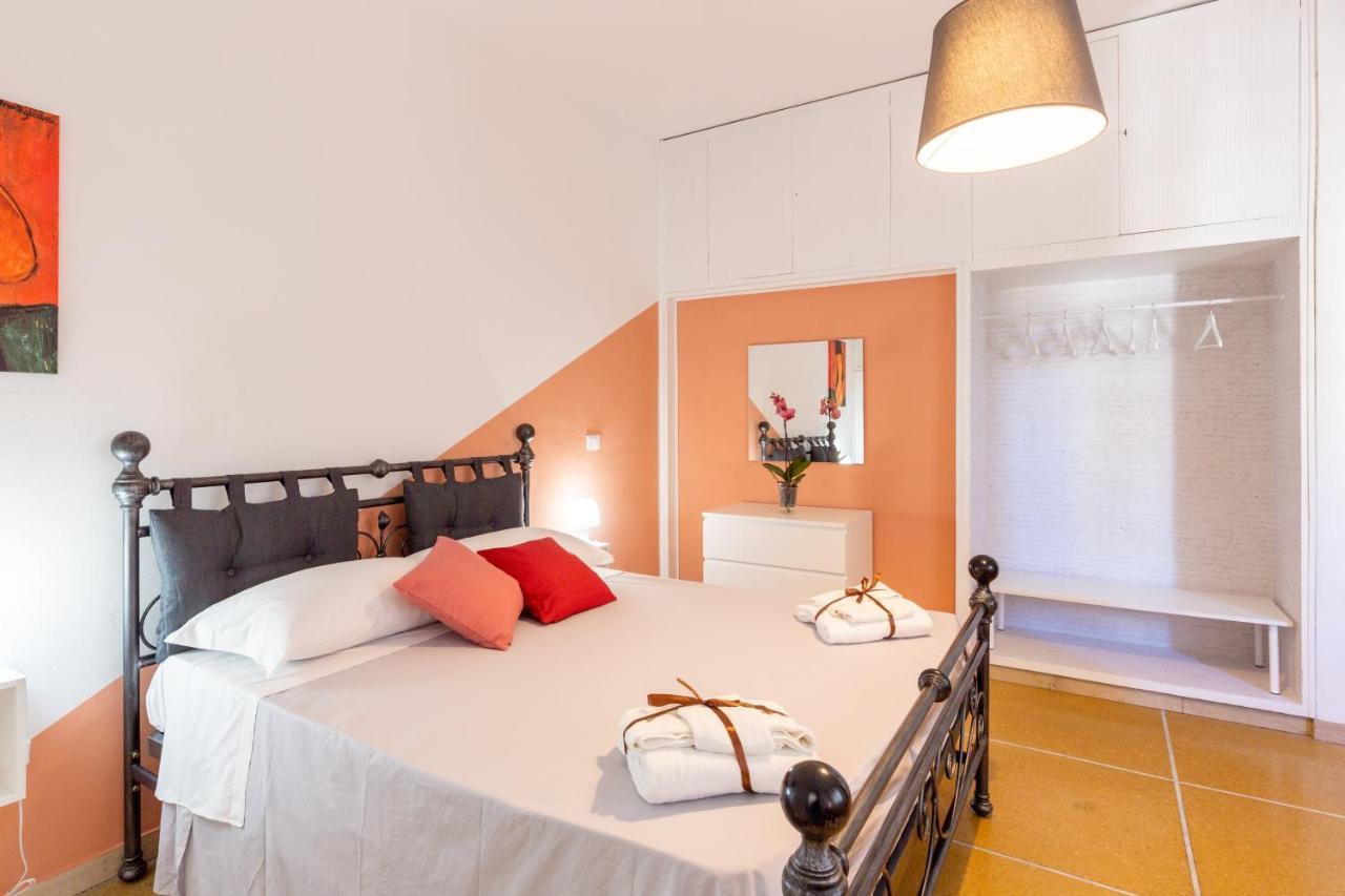 Frank'S And Art Love Apartments Livorno Luaran gambar